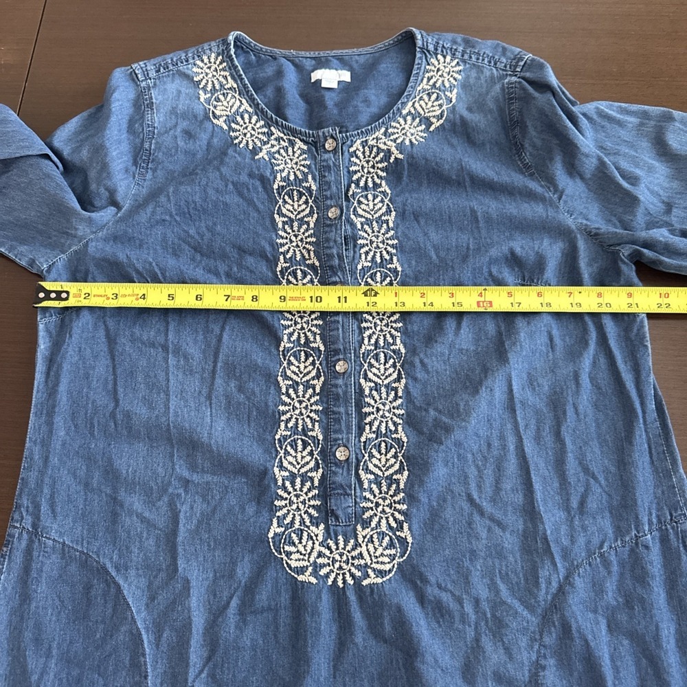 J. Jill Embroidered Denim Chambray Shift Dress Blue Boho Pockets Women's Size L - Picture 4 of 12